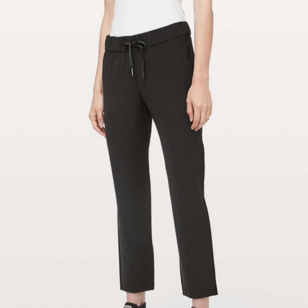 Lululemon On The Fly Pant Black Goth Minimal Scandi Girl Jogger Woven Trouser